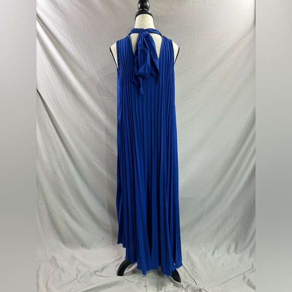 High Low Hem Pleated Swing Dress Blue - Picture 8 of 8